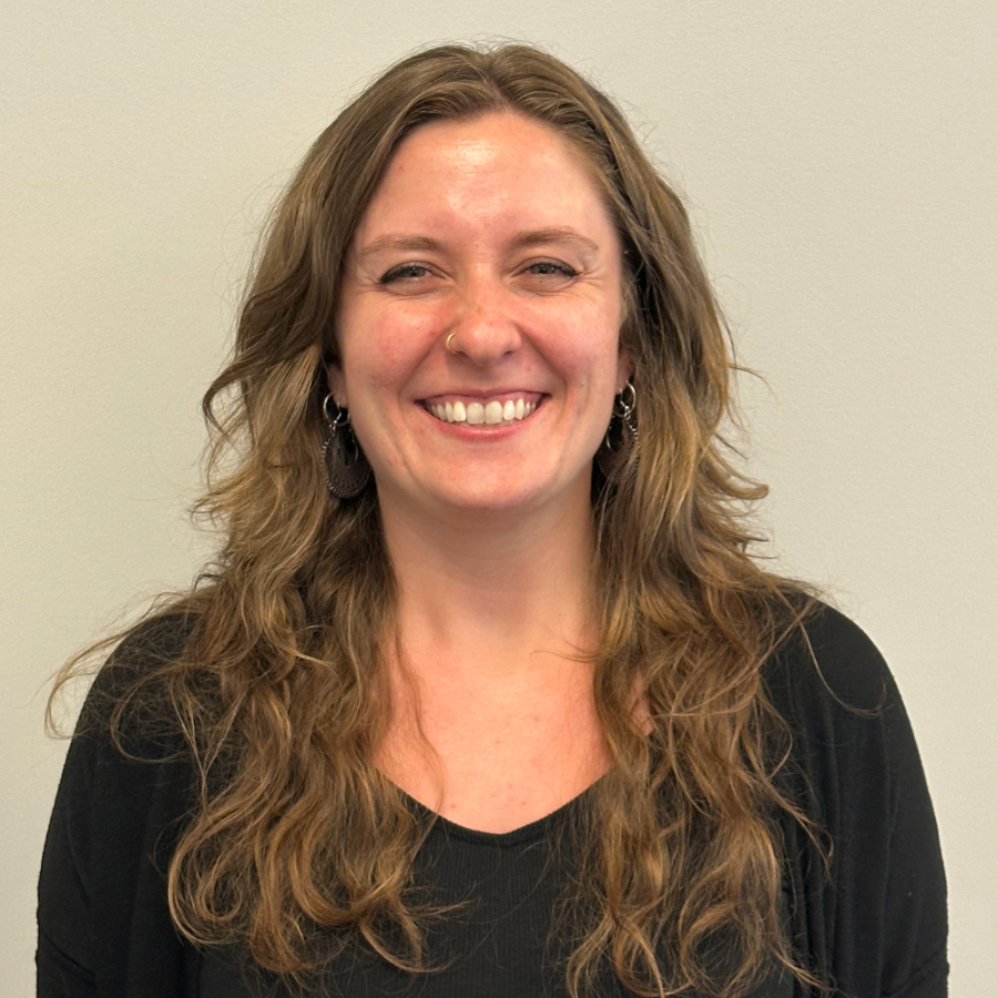 Headshot of Emma Janes