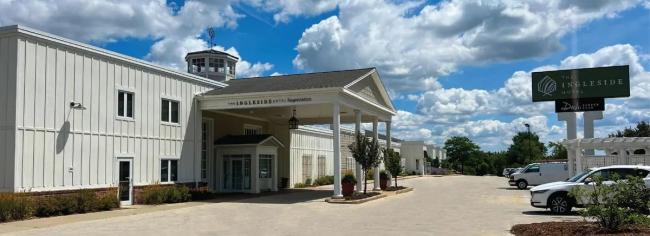 The Ingleside Hotel in Pewaukee, WI